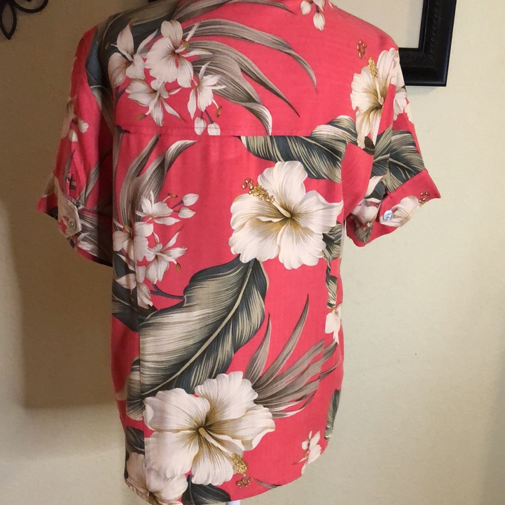 EUC Island Sands Hawaiian Top - Picture 5 of 10